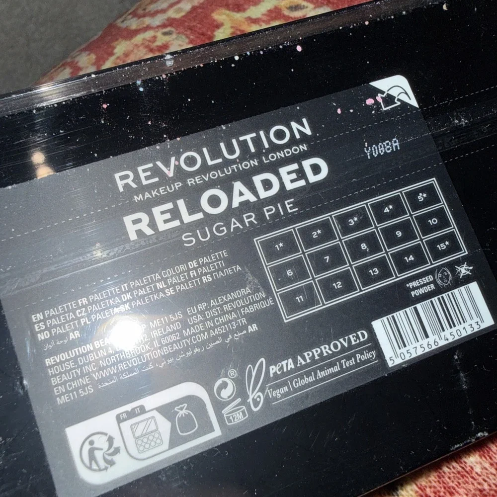 Makeup Revolution Reloaded Sugar Pie Eyeshadow Palette 15 x 0.03 oz new sealed